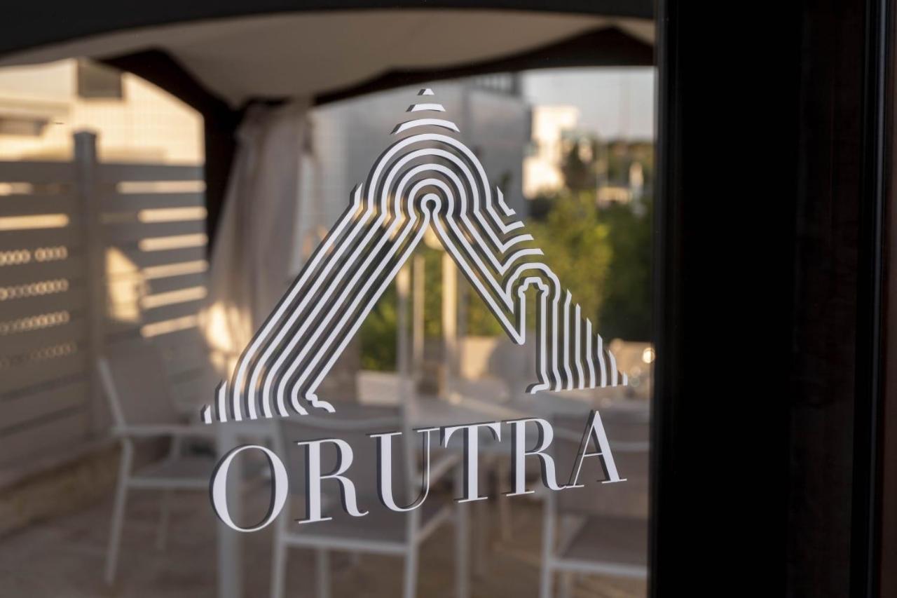 Orutra Villa Noci Bagian luar foto